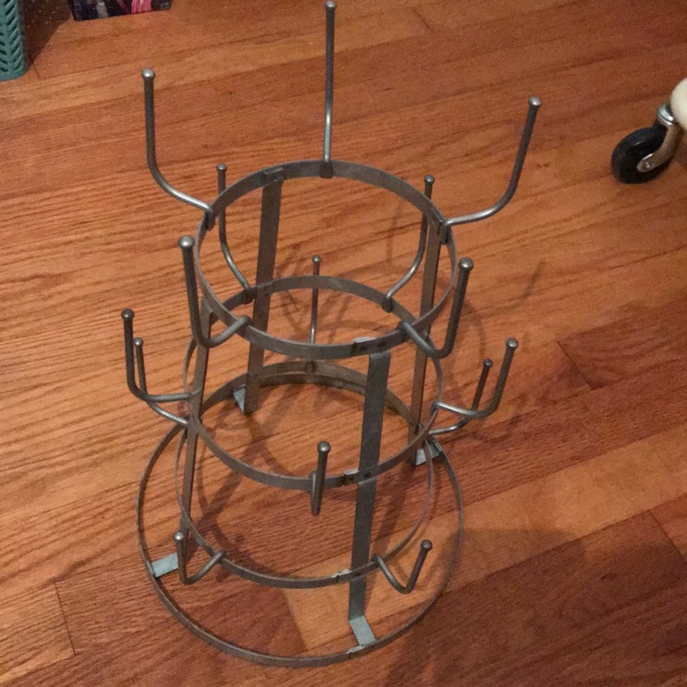 Mug rack
